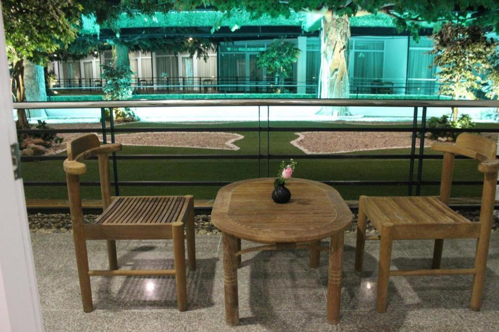 แตว วิน การ์เดน โฮเต็ล Hotel ย่างกุ้ง ภายนอก รูปภาพ